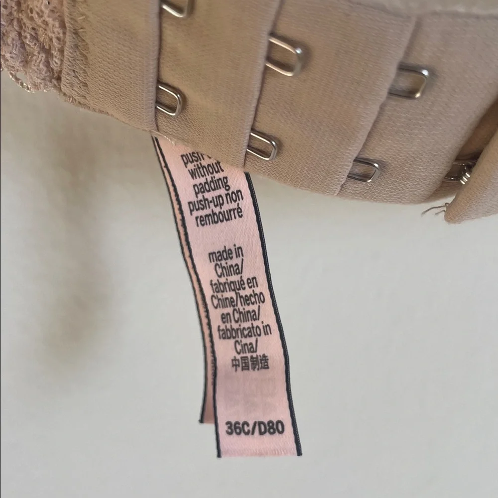 Victoria’s Secret Nude Push Up Bra
